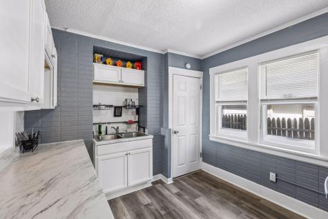 1726 4th Street E Saint Paul MN 55106