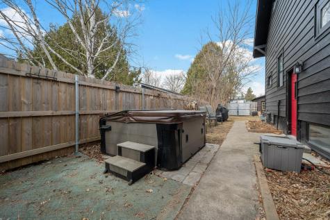 209 NE 8th Street Grand Rapids MN 55744