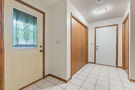 9069 Jeffery Avenue S Cottage Grove MN 55016