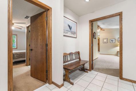 9069 Jeffery Avenue S Cottage Grove MN 55016