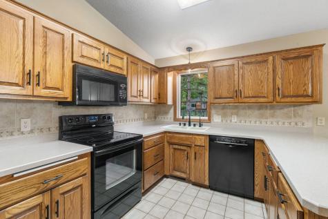 9069 Jeffery Avenue S Cottage Grove MN 55016