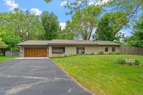 9069 Jeffery Avenue S Cottage Grove MN 55016