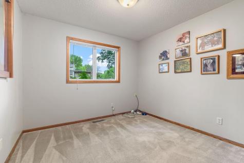 9069 Jeffery Avenue S Cottage Grove MN 55016