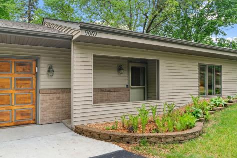 9069 Jeffery Avenue S Cottage Grove MN 55016