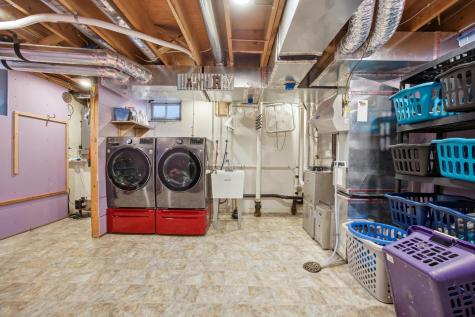 21 35th Avenue NE Fargo ND 58102