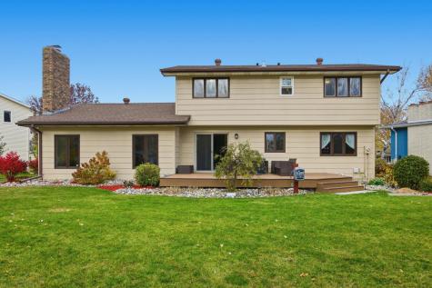 21 35th Avenue NE Fargo ND 58102