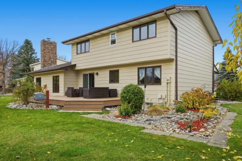 21 35th Avenue NE Fargo ND 58102