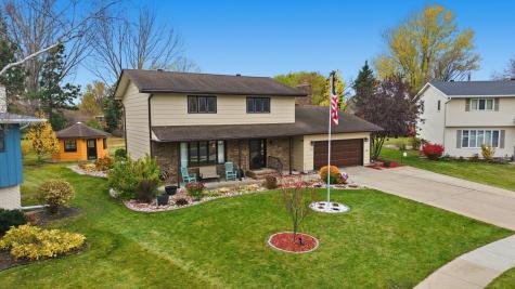 21 35th Avenue NE Fargo ND 58102