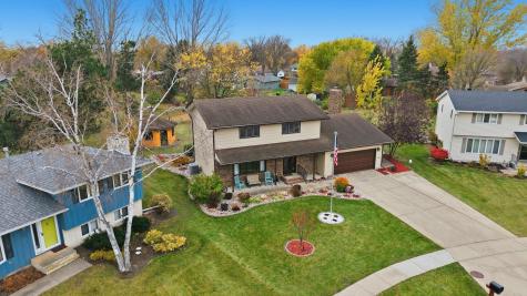 21 35th Avenue NE Fargo ND 58102