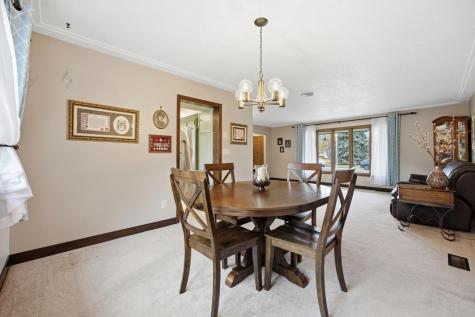 21 35th Avenue NE Fargo ND 58102