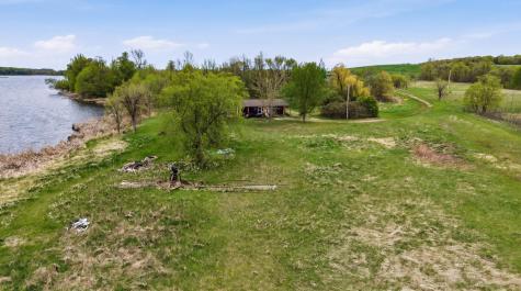 33963 300th Avenue Dent MN 56528