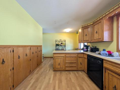 411 6th Avenue SW Perham MN 56573