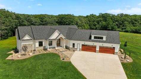 4868 Royal Oaks Circle SW Rochester MN 55902
