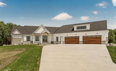 4868 Royal Oaks Circle SW Rochester MN 55902