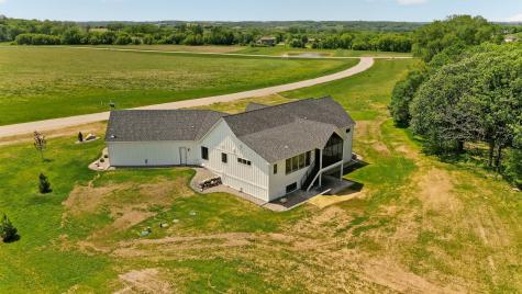 4868 Royal Oaks Circle SW Rochester MN 55902