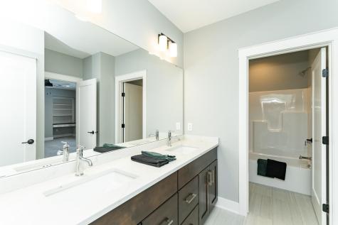 4868 Royal Oaks Circle SW Rochester MN 55902