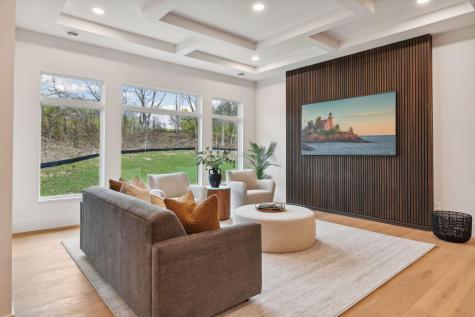 20468 Radisson Road Shorewood MN 55331
