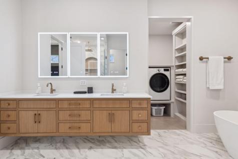 20468 Radisson Road Shorewood MN 55331