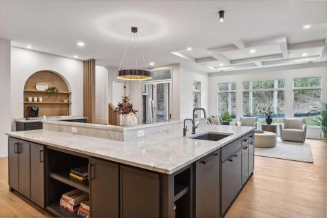 20468 Radisson Road Shorewood MN 55331