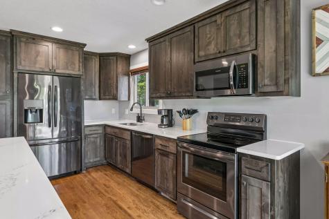 833 Oriole Drive Apple Valley MN 55124