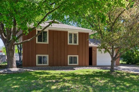 833 Oriole Drive Apple Valley MN 55124