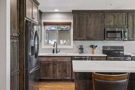 833 Oriole Drive Apple Valley MN 55124