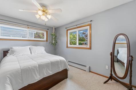 2905 Townview Avenue NE Saint Anthony MN 55418