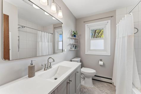 2905 Townview Avenue NE Saint Anthony MN 55418
