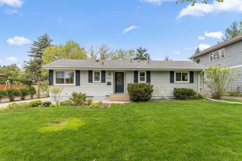 2905 Townview Avenue NE Saint Anthony MN 55418