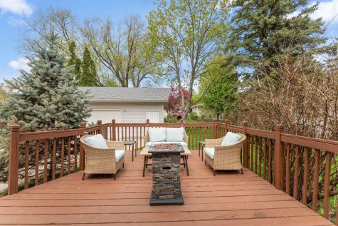 2905 Townview Avenue NE Saint Anthony MN 55418