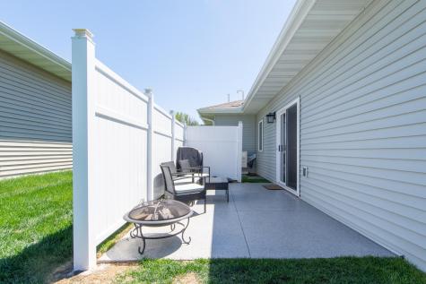 1552 Eagle Ridge Street NE Owatonna MN 55060