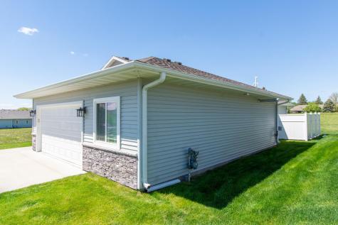 1552 Eagle Ridge Street NE Owatonna MN 55060
