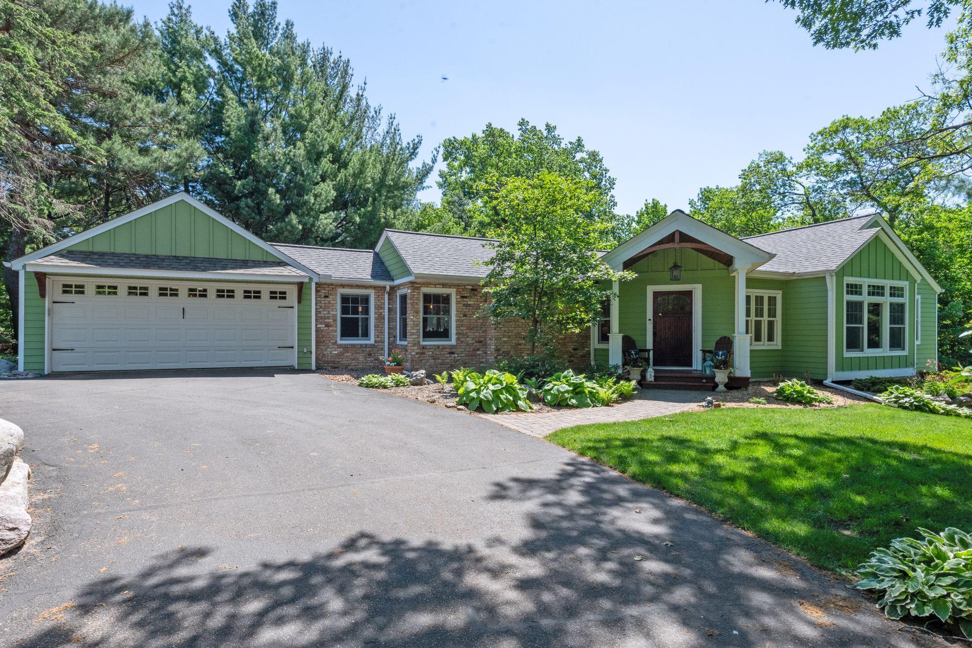 20405 Linden Road Deephaven MN 55331