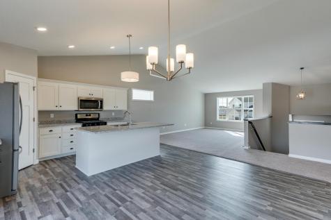 669 47th Avenue NE Saint Cloud MN 56304