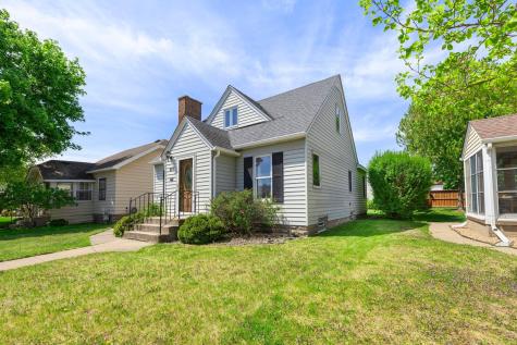 619 12th Avenue N South Saint Paul MN 55075