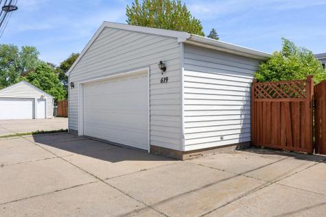619 12th Avenue N South Saint Paul MN 55075