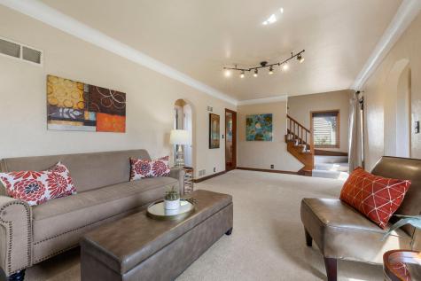 619 12th Avenue N South Saint Paul MN 55075
