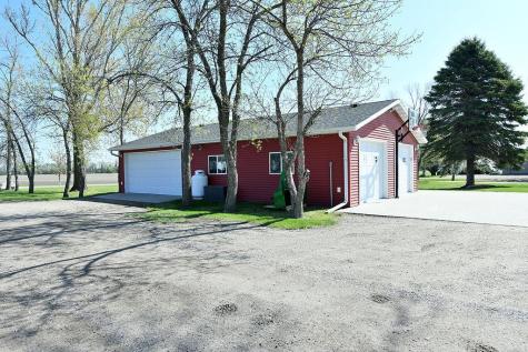 347 4th Avenue W Hunter ND 58048