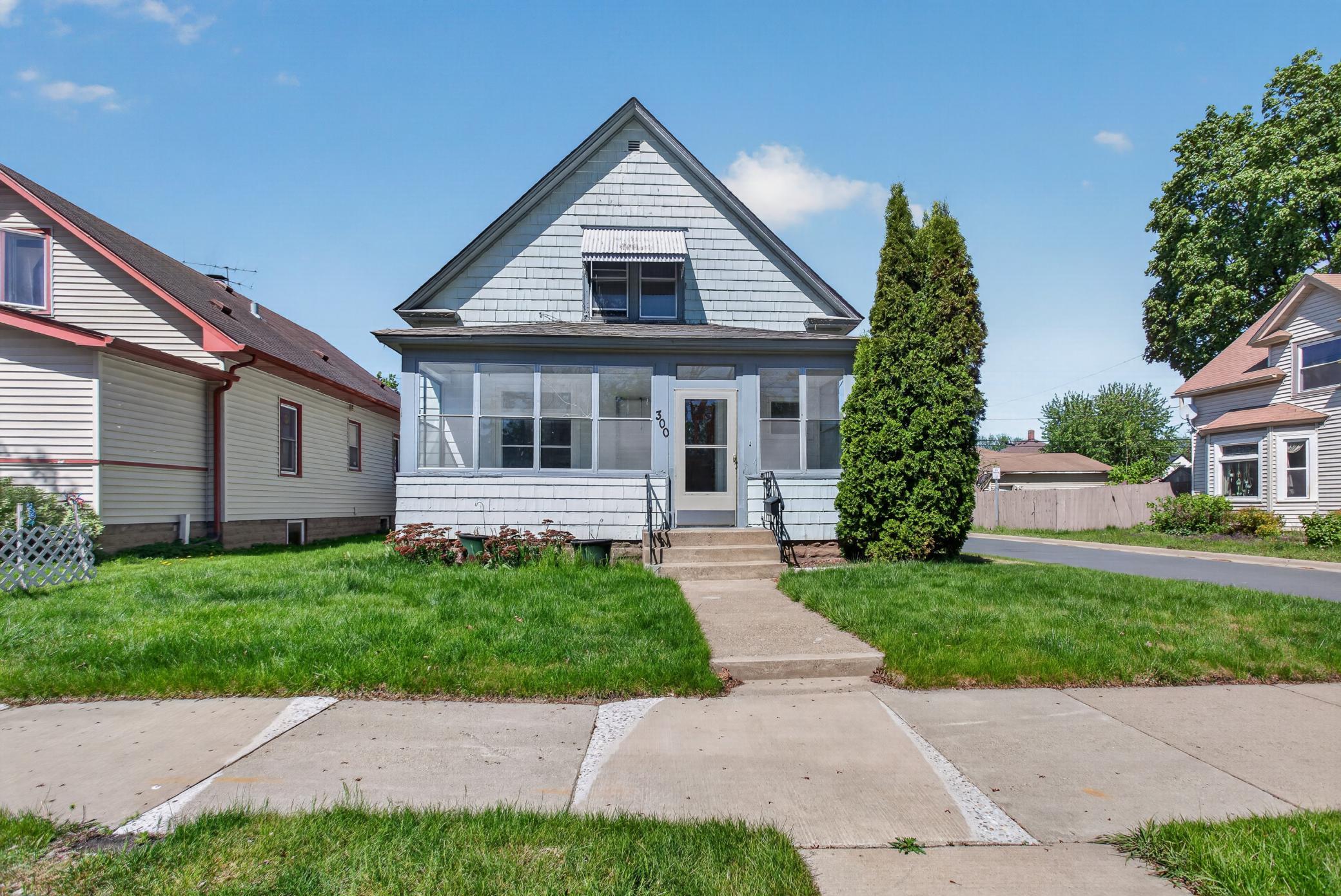 300 4th Avenue S South Saint Paul MN 55075