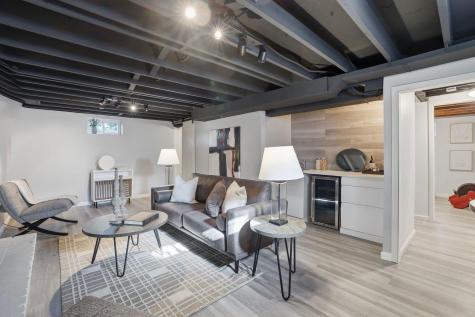 6305 Mildred Avenue Edina MN 55439