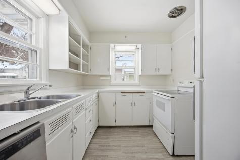 602 4th Street S Moorhead MN 56560