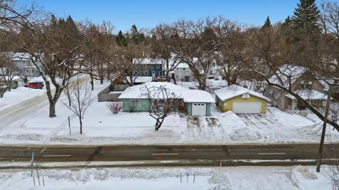 602 4th Street S Moorhead MN 56560