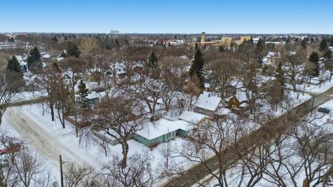 602 4th Street S Moorhead MN 56560
