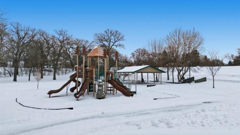 602 4th Street S Moorhead MN 56560