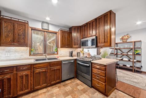 11841 W 250th Street Belle Plaine MN 56011