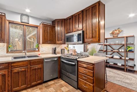 11841 W 250th Street Belle Plaine MN 56011