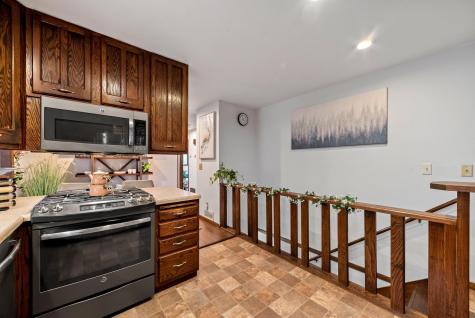 11841 W 250th Street Belle Plaine MN 56011