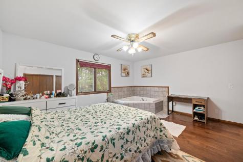 11841 W 250th Street Belle Plaine MN 56011