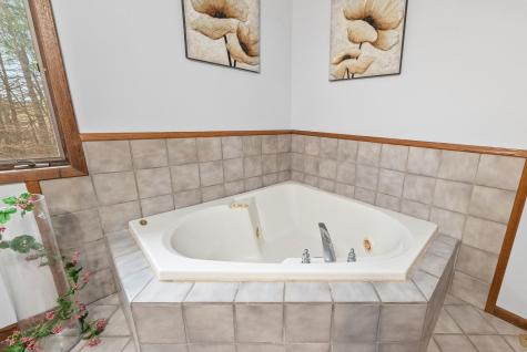 11841 W 250th Street Belle Plaine MN 56011