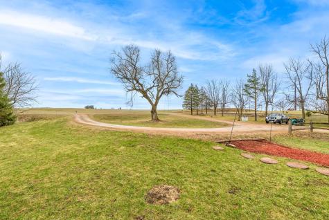 11841 W 250th Street Belle Plaine MN 56011
